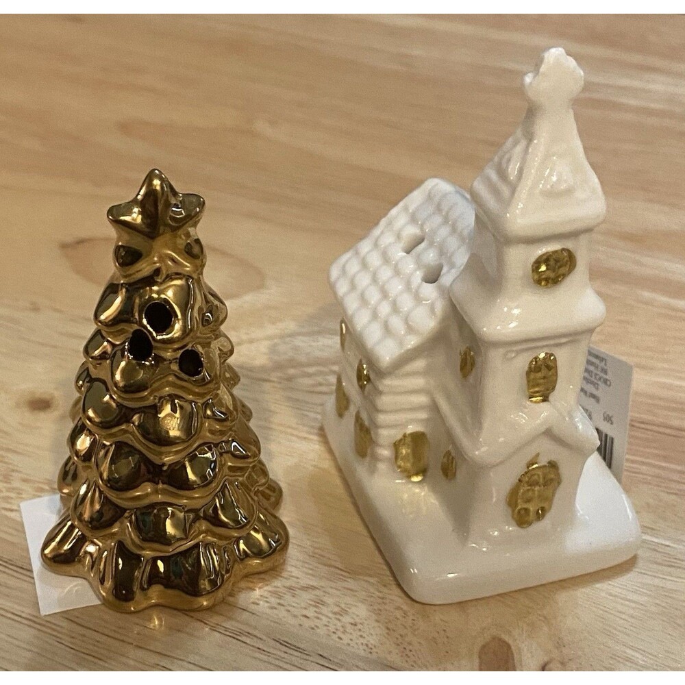 Cracker Barrel Christmas Church & Tree salt and pepper shaker set #SP023
